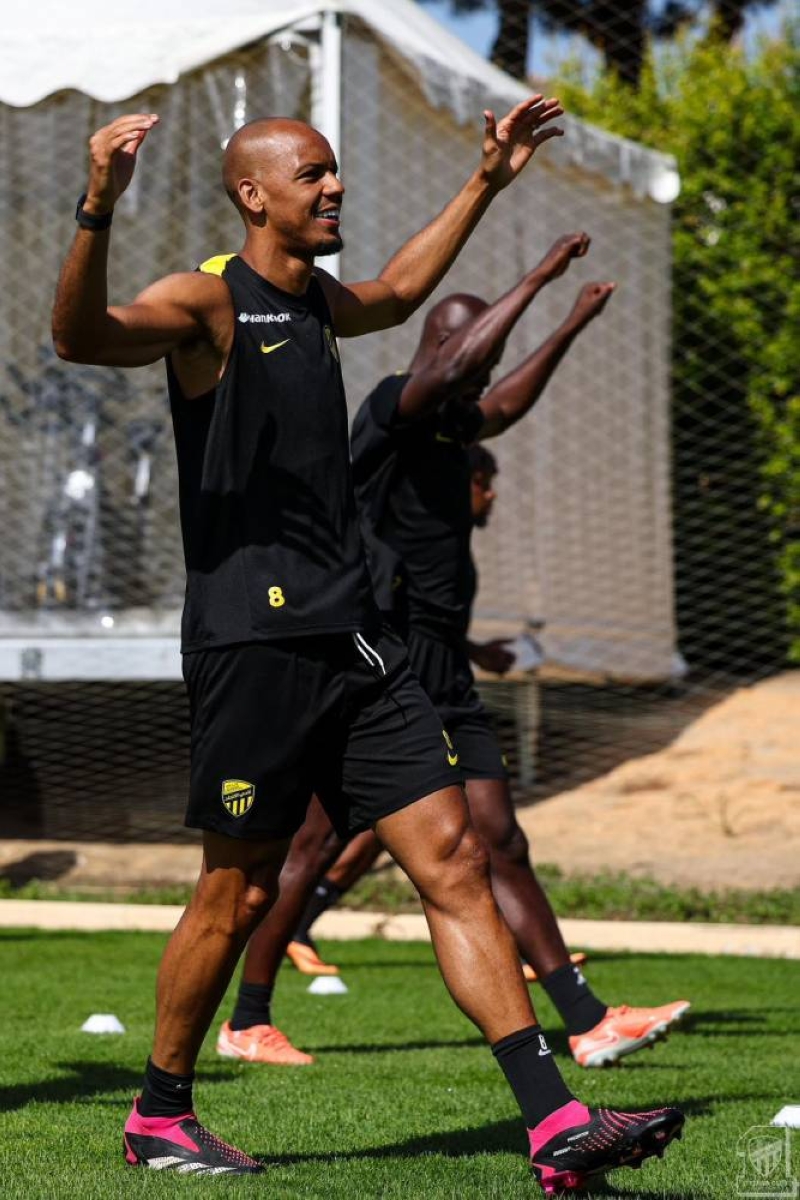 الاتحاد يختتم معسكر البرتغال ويبدأ البحث عن أظهرة جديدة لتعزيز صفوفه 1 الاتحاد يختتم معسكر البرتغال ويبدأ البحث عن أظهرة جديدة لتعزيز صفوفه