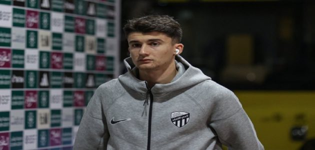 الاتحاد يعلن قيد أوناي هيرنانديز في صفوف فريق 21 عامًا 1 الاتحاد يعلن قيد أوناي هيرنانديز في صفوف فريق 21 عامًا