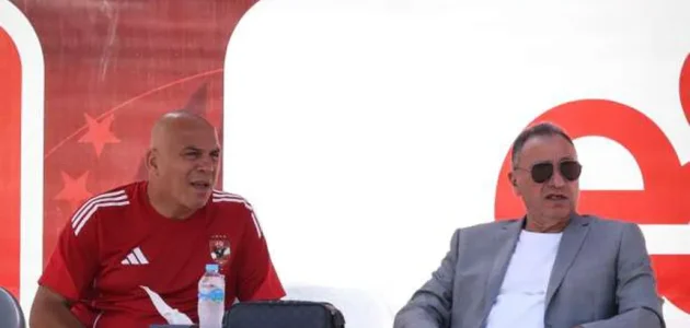 الخطيب يحث ريبيرو على الحفاظ على المعسكر المغلق قبل مواجهات الأهلي 1 الخطيب يحث ريبيرو على الحفاظ على المعسكر المغلق قبل مواجهات الأهلي