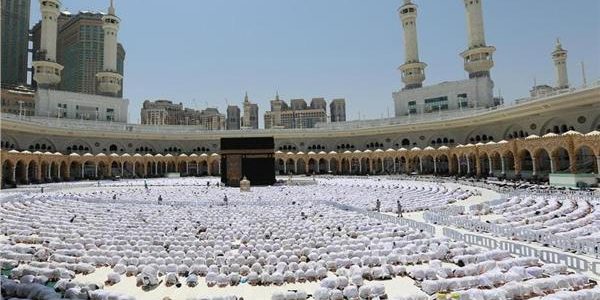 السعودية تستقبل أكثر من 52 مليون قاصد للحرمين الشريفين في شهر صفر 1 السعودية تستقبل أكثر من 52 مليون قاصد للحرمين الشريفين في شهر صفر