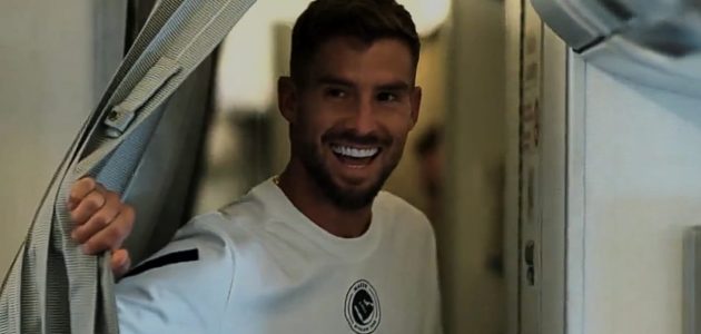 النصر يعلن عن ضم الإسباني إنيغو مارتينيز من برشلونة في صفقة مثيرة 1 النصر يعلن عن ضم الإسباني إنيغو مارتينيز من برشلونة في صفقة مثيرة