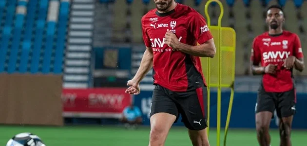 الهلال يختتم تحضيراته لمواجهة الفيحاء الودية بحضور البليهي 1 الهلال يختتم تحضيراته لمواجهة الفيحاء الودية بحضور البليهي