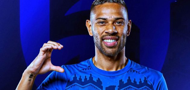 الهلال يستبعد لودي من قائمة الدوري ويُسجله في أبطال آسيا 1 الهلال يستبعد لودي من قائمة الدوري ويُسجله في أبطال آسيا