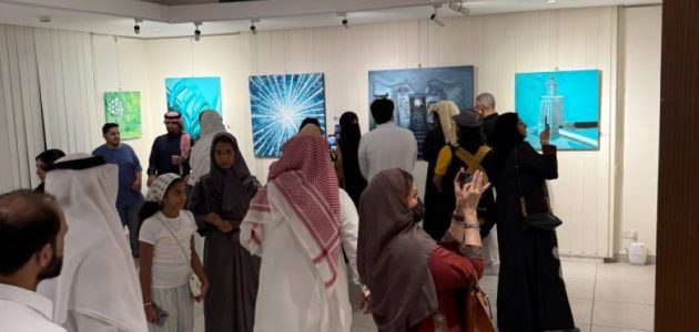 انطلاق معرض «اللون الواحد» في جدة بفكرة فنية مبتكرة تجذب الأنظار 1 انطلاق معرض «اللون الواحد» في جدة بفكرة فنية مبتكرة تجذب الأنظار