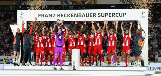 بايرن ميونيخ يتوج بكأس السوبر الألماني بعد انتصاره على شتوتغارت 1 بايرن ميونيخ يتوج بكأس السوبر الألماني بعد انتصاره على شتوتغارت