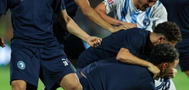 بيراميدز يواصل تفوقه على الأهلي في الدوري المصري بثنائية مغربية 1 بيراميدز يواصل تفوقه على الأهلي في الدوري المصري بثنائية مغربية