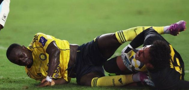 تاريخ كأس السوبر السعودي يشهد 7 بطاقات حمراء في لحظات مثيرة 1 تاريخ كأس السوبر السعودي يشهد 7 بطاقات حمراء في لحظات مثيرة