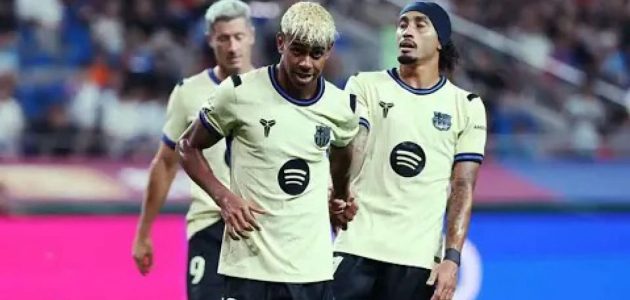 تخريب جدارية لامين يامال في برشلونة يثير الجدل ويكشف عن تصاعد التوترات 1 تخريب جدارية لامين يامال في برشلونة يثير الجدل ويكشف عن تصاعد التوترات