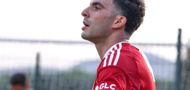 جماهير الأهلي تتفاعل بقوة مع زيزو في ظهوره الأول بالدوري المصري 1 جماهير الأهلي تتفاعل بقوة مع زيزو في ظهوره الأول بالدوري المصري