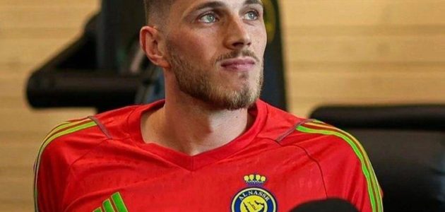 جيسوس يكشف عن مصير حراسة النصر في ظل أزمة بينتو 1 جيسوس يكشف عن مصير حراسة النصر في ظل أزمة بينتو