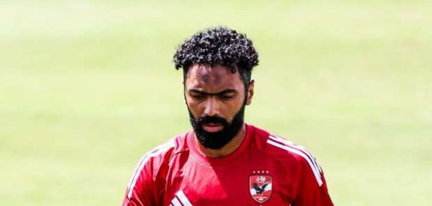 حسين الشحات في حزن عميق بعد وفاة خاله 1 حسين الشحات في حزن عميق بعد وفاة خاله