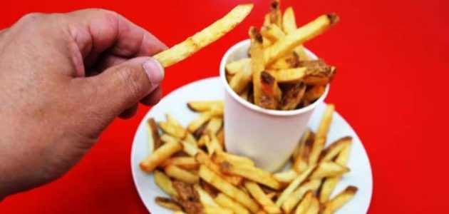 دراسة جديدة تكشف عن علاقة مثيرة بين البطاطس المقلية وزيادة خطر الإصابة بالسكري 1 دراسة جديدة تكشف عن علاقة مثيرة بين البطاطس المقلية وزيادة خطر الإصابة بالسكري
