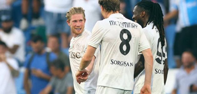 دي بروين يقود نابولي لتحقيق انتصار مثير على ساسولو في بداية الدوري الإيطالي 1 دي بروين يقود نابولي لتحقيق انتصار مثير على ساسولو في بداية الدوري الإيطالي