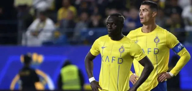 ساديو ماني يغادر ملعب مباراة النصر والاتحاد في كأس السوبر السعودي بعد قرار الطرد 1 ساديو ماني يغادر ملعب مباراة النصر والاتحاد في كأس السوبر السعودي بعد قرار الطرد