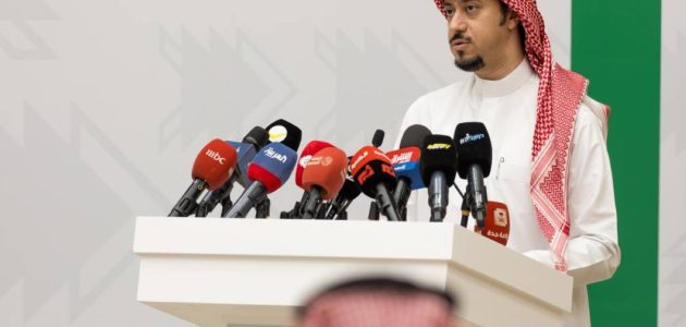 عبدالعزيز العوجان يؤكد أن تعديلات لائحة الاحتراف تهدف إلى التطوير وليس ردة فعل 1 عبدالعزيز العوجان يؤكد أن تعديلات لائحة الاحتراف تهدف إلى التطوير وليس ردة فعل