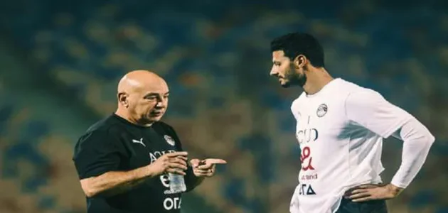 عودة مدافع الأهلي إلى حسابات حسام حسن في منتخب مصر بعد ثنائي الزمالك 1 عودة مدافع الأهلي إلى حسابات حسام حسن في منتخب مصر بعد ثنائي الزمالك