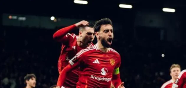 مانشستر يونايتد يكشف عن لاعبيه الجدد في مواجهة مثيرة أمام فيورنتينا اليوم 1 مانشستر يونايتد يكشف عن لاعبيه الجدد في مواجهة مثيرة أمام فيورنتينا اليوم