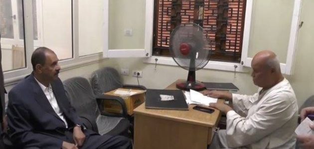 مصر تكشف عن مواطن يتولى مهام موظف حكومي في غيابه 1 مصر تكشف عن مواطن يتولى مهام موظف حكومي في غيابه