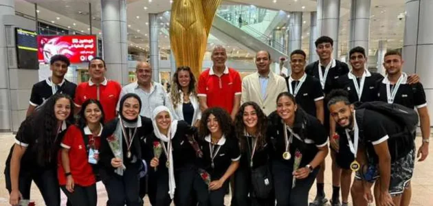 منتخب كرة السلة 3×3 للشباب يحظى باستقبال رسمي بعد تتويجه بلقب أفريقيا وتأهله لكأس العالم 1 منتخب كرة السلة 3×3 للشباب يحظى باستقبال رسمي بعد تتويجه بلقب أفريقيا وتأهله لكأس العالم