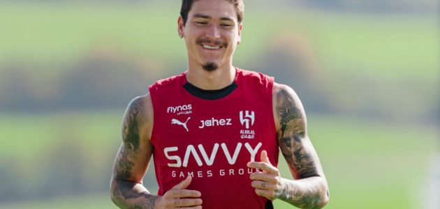 نونيز ينضم لتدريبات الهلال في استعدادات مثيرة لانطلاقة الموسم الجديد 1 نونيز ينضم لتدريبات الهلال في استعدادات مثيرة لانطلاقة الموسم الجديد