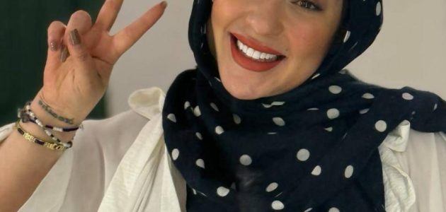 ابنة شريف منير تعود لارتداء الحجاب وسط تساؤلات حول القصة الكاملة