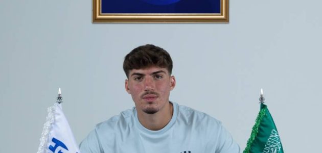 التركي أكتشيشيك يكشف كيف شجعه ظهور الهلال في المونديال على الانتقال إلى الدوري السعودي 1 التركي أكتشيشيك يكشف كيف شجعه ظهور الهلال في المونديال على الانتقال إلى الدوري السعودي