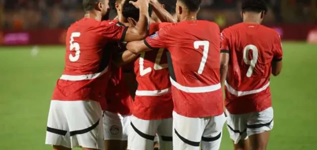 سفير مصر في بوركينا فاسو يكشف عن حضور ألف مشجع لدعم الفراعنة في المباراة المقبلة